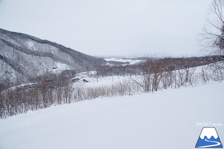 新十津川町そっち岳スキー場 雪山で子供たちが大はしゃぎ!!